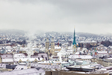 Obraz premium Winter landscape of Zurich with churches and lake, Switzerland