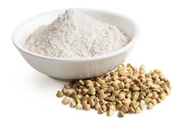 Buckwheat flour and raw green buckwheat