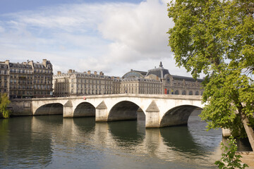 Naklejka premium View of the Pont Royal bridge