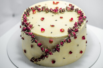 Delicious cake for Valentine's Day as a gift