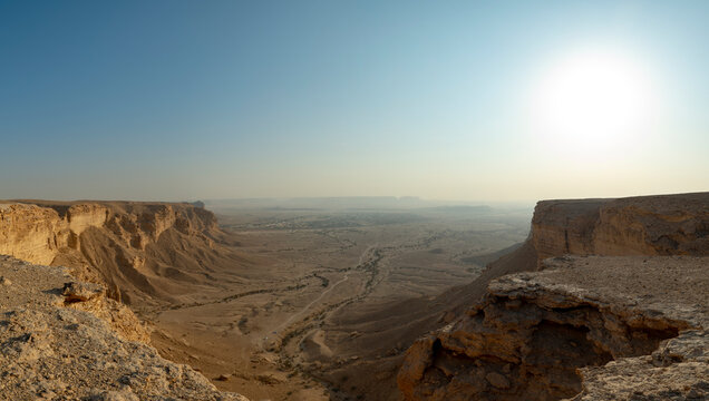 Edge of the World  escarpment near Dhurma area, Riyadh, Saudi Arabia