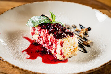 napoleon cake wiht berry sauce