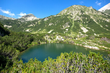 Obraz na płótnie Canvas Okoto (The Eye) Lake, Pirin Mountain, Bulgaria