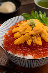 うにいくら丼