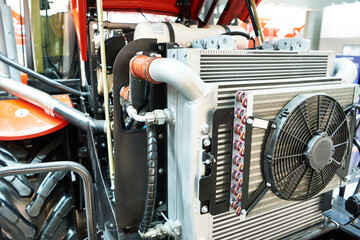 Fan and radiator cooling system of tractor