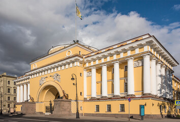 Fototapeta premium The Admiralty, the facade of the Neva. Saint Petersburg