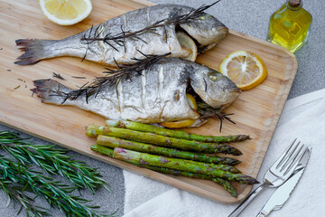 Grilled Dorado with asparagus, lemon and olive oil.