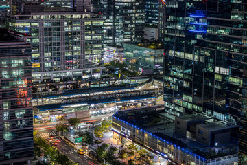 Fototapeta na wymiar the night view of Seoul, Seoul IT Center, Seoul Metro