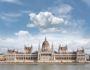 Fototapeta na wymiar The Hungarian Parliament building on a rainy fall day in Budapest, the capital of Hungary.