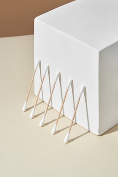 Geometric shadows traces from ears sticks.