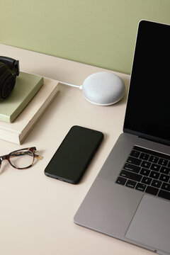Work desk