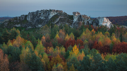Picturesque autumn on the rocks in Olsztyn