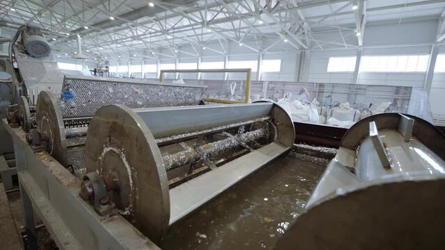 Blade shaft of PET plastic washing machine.