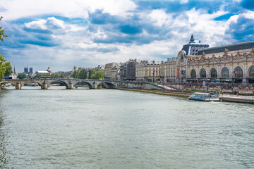 Obraz premium Paris River 