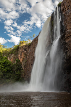 Uma linda cachoeira que tem o nome de Maria Rosa, essa &eacute; a segunda queda dela, fica localizada na cidade de Ibaraci - MG.