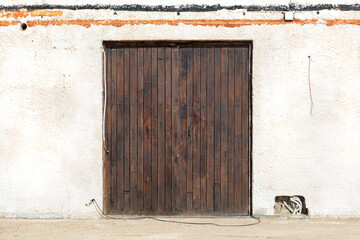 Vecchio portone d'ingresso