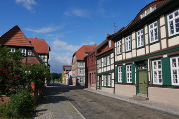 Fototapeta na wymiar Canalstraße in Grabow (Elde) in Mecklenburg-Vorpommern - Fachwerkstadt in Mecklenburg