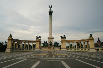 Fototapeta na wymiar budapest, hungary, Hősök tere, piazza degli eroi