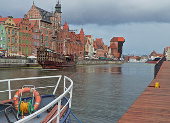 Zabytkowy Gdańsk nad Motławą, Długie Pobrzeże, Żuraw Gdański © Adrianna