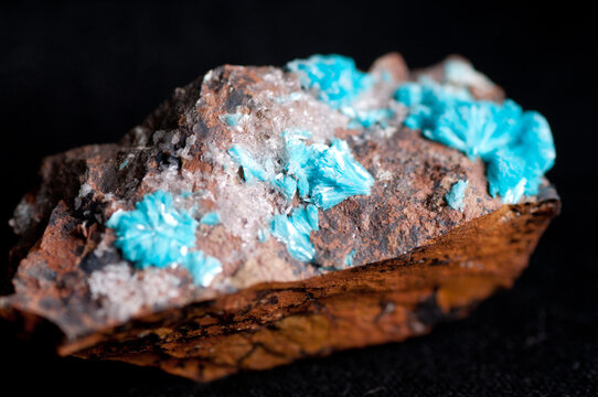 aurichalcite mineral sample