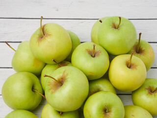 Apple on white table background, green Apple fruit background. natural fresh products.