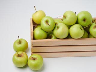 Apple on white table background, green Apple fruit background. natural fresh products.