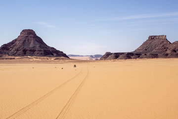 Fototapeta na wymiar Car Tracks in Sahara Desert, Chad
