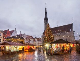 Fototapeta premium Christmas decoration of Town hall square in Tallinn. Estonia