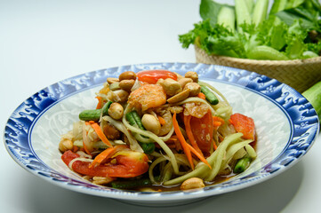 Thai papaya salad