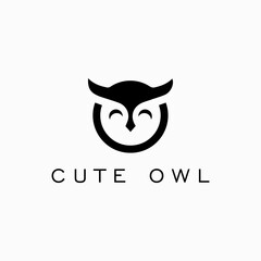 Cute owl logo design premium vector