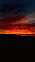 Fototapeta na wymiar red sunset over the sea