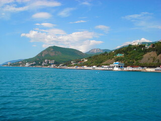 Fototapeta na wymiar mountain landscape from a pleasure boat in Crimea