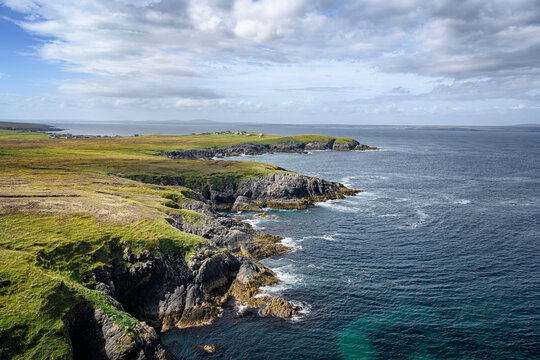UK, Scotland, Rocky cliffs of Tiumpan Head
