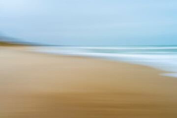 Fototapeta na wymiar Blurred beach and ocean background