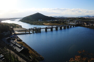 日本の秋　愛知県犬山市　犬山城　天守からの絶景　木曽川