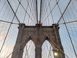 Brooklyn Bridge asymmetrical