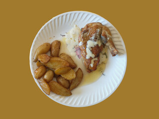 Suprême de pintade et ses grenailles de pommes de terre