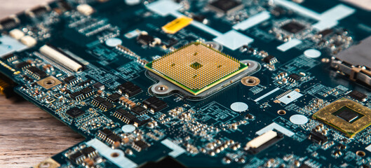 Electronic circuit board with processor