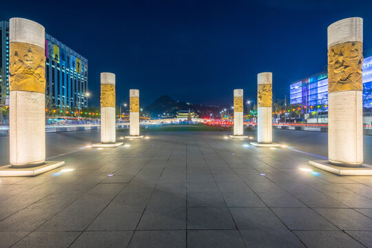 Gwanghwamun Square and Gate, Seoul, South Korea