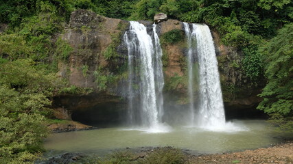 Fototapeta na wymiar Twin waterfall with a great view