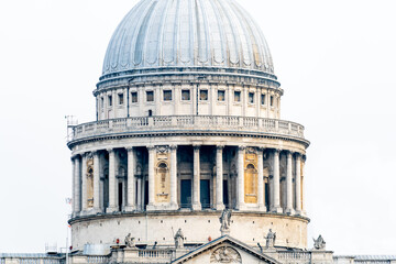 Fototapeta premium Dome of St Paul's cathedral on clear white background in London. England