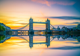 Tower Bridge at beautiful sunrise. London. England - obrazy, fototapety, plakaty