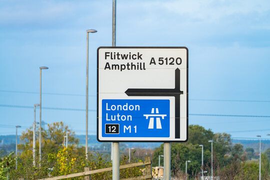 London And Luton M1 Information Motorway Sign In England