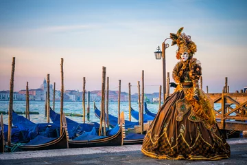 Fotobehang Gondels Famous carnival in Venice, Italy