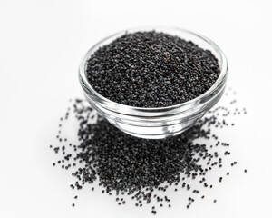 Poppy seeds in small glass bowl