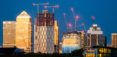 Canary Wharf buildings viewed from the distance