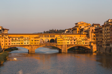 Naklejka premium Ponte Vecchio at sunset, Florence, Italy