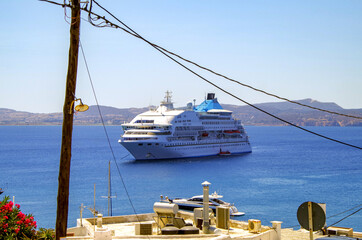 Traumurlaub Kreuzfahrt griechische Inseln - Dream vacation on cruiseship or cruise ship liner to...