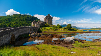 eilean donan castle © Zoomtraveller