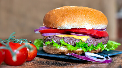 sandwich with tomato